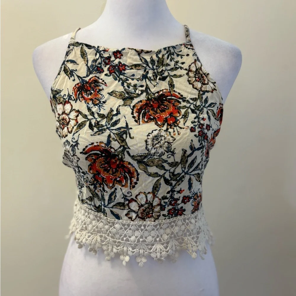 Medium Abercrombie & Fitch Floral Crochet Open Back Tie Crop Top - Picture 3 of 15